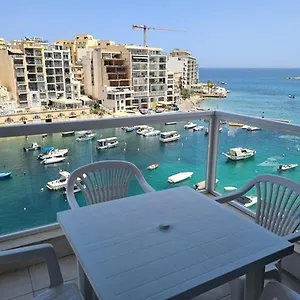 st-julians-bay-sea-front-apartments.hotelssaintjulians.com/