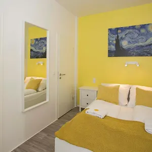 Zentral Gelegene, Helle Apartment