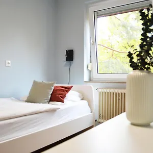 1, 2, Sleep Messe Norimberga